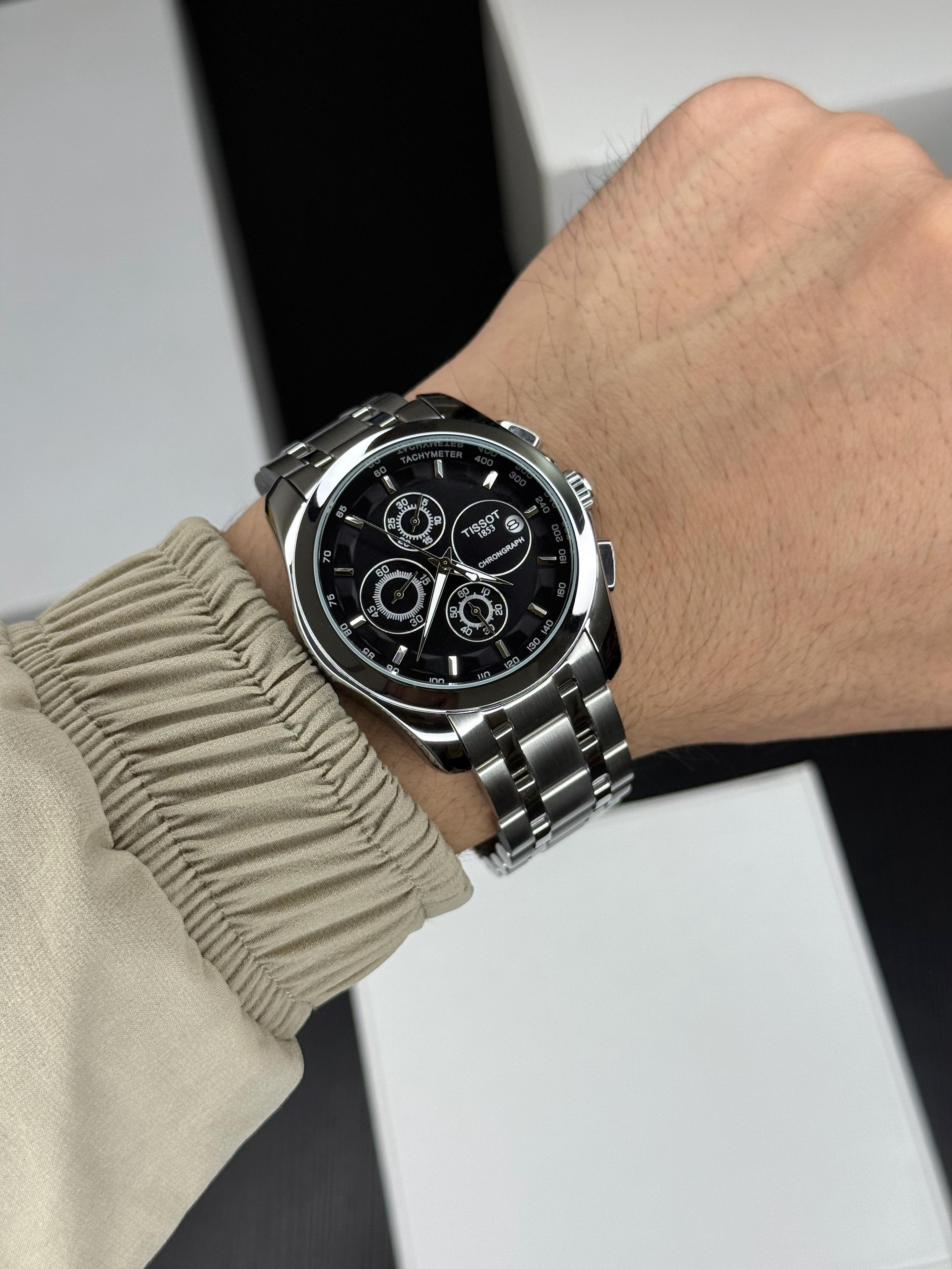 Tissot T-Classic Men's Watch With Very Heavy Quality